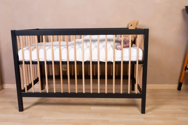 Childhome Cot 97 - Babybed - 120X60Cm - Zwart Naturel^ Peuter- & Babybedden